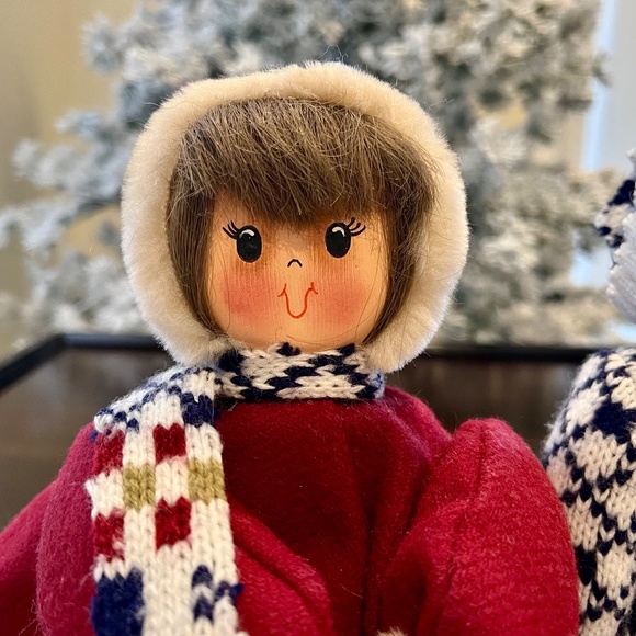 🎄⛸️”Frosty Harmony" Ice Skater's⛸️🎄 - Picture 4 of 9